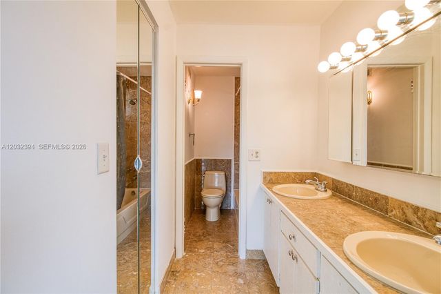 5259 SW 40th Ave 26, Dania Beach, FL 33314