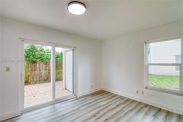 5259 SW 40th Ave 26, Dania Beach, FL 33314