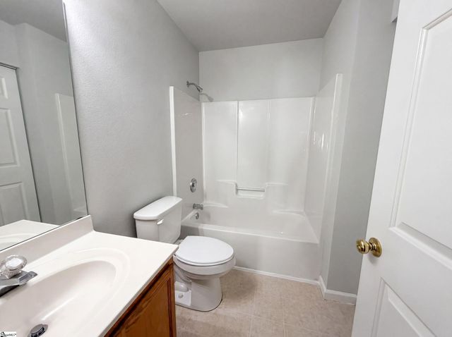 347 Bright Wick Court, Boiling Springs, SC 29316