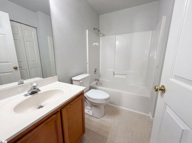 347 Bright Wick Court, Boiling Springs, SC 29316