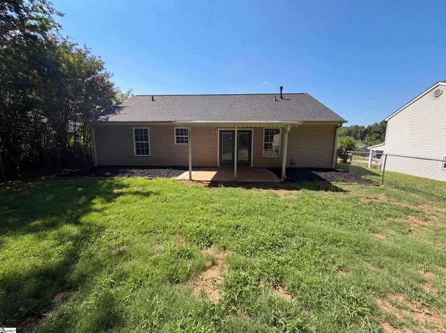 347 Bright Wick Court, Boiling Springs, SC 29316