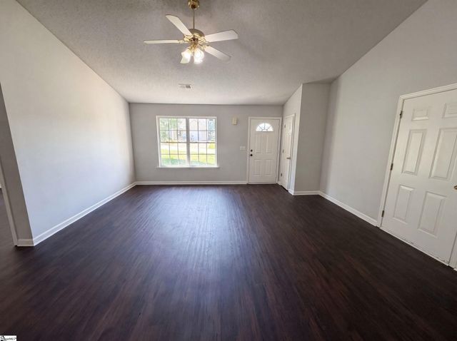 347 Bright Wick Court, Boiling Springs, SC 29316