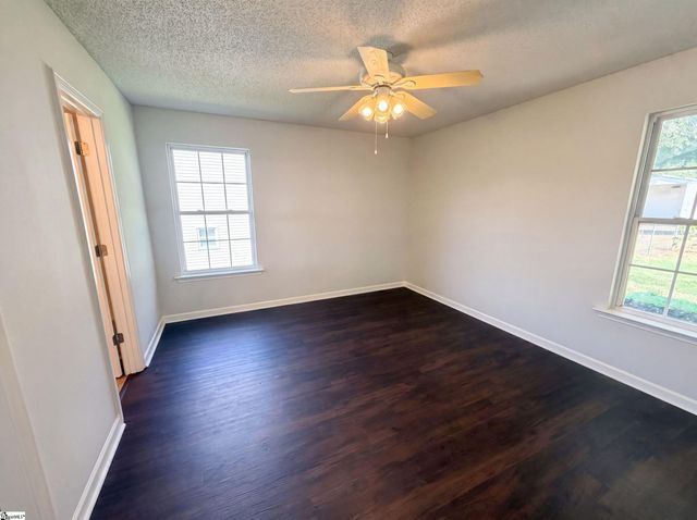 347 Bright Wick Court, Boiling Springs, SC 29316
