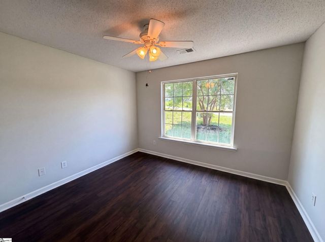 347 Bright Wick Court, Boiling Springs, SC 29316