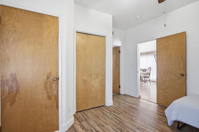 239 W Adelaide Way, Dinuba, CA 93618