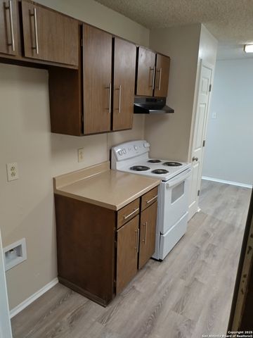 10807 Green Brook, San Antonio, TX 78223