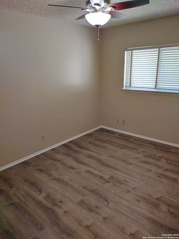 10807 Green Brook, San Antonio, TX 78223