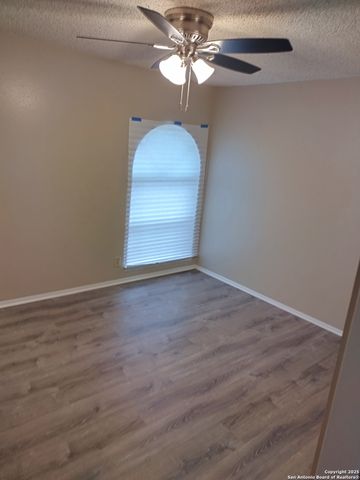 10807 Green Brook, San Antonio, TX 78223