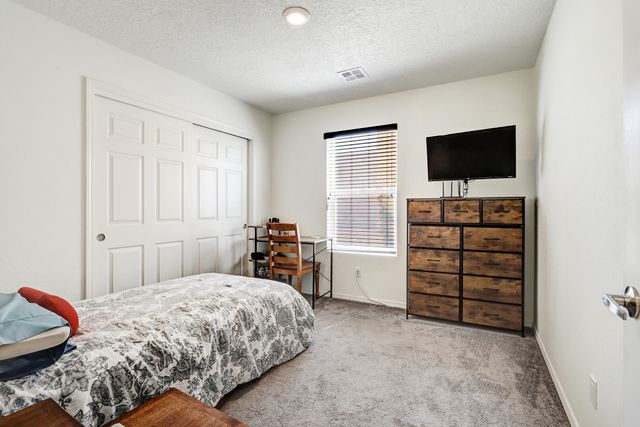 1511 21st Avenue SE, Rio Rancho, NM 87124