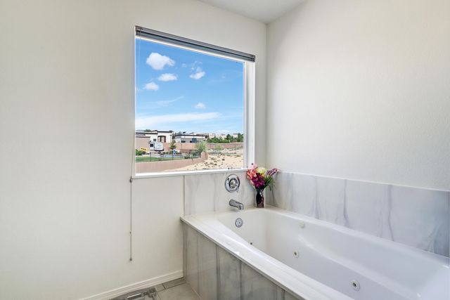 1511 21st Avenue SE, Rio Rancho, NM 87124