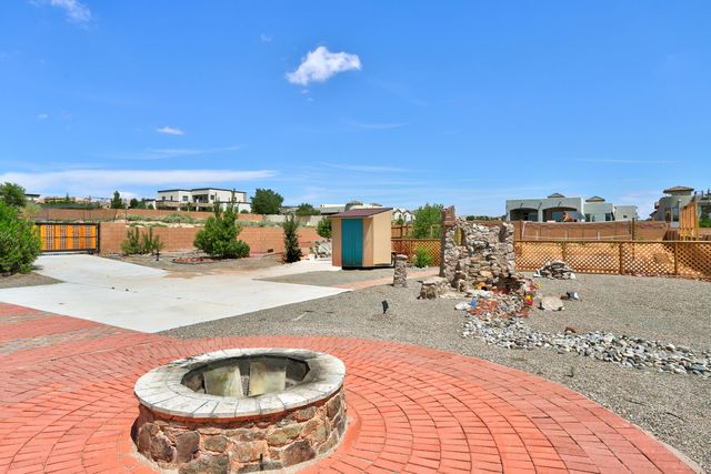 1511 21st Avenue SE, Rio Rancho, NM 87124