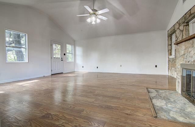 18201 Lura LN, Jonestown, TX 78645