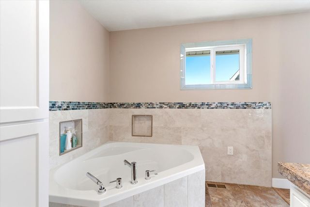 991 S 6525 E, Huntsville, UT 84317