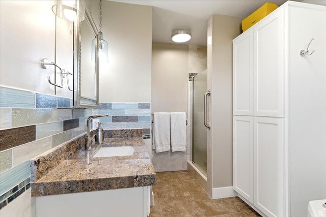 991 S 6525 E, Huntsville, UT 84317