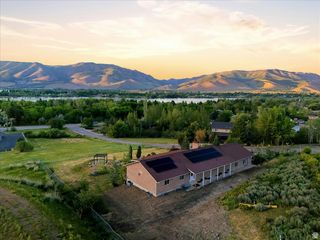 991 S 6525 E, Huntsville, UT 84317