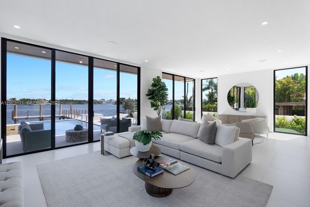 1351 Stillwater Dr, Miami Beach, FL 33141