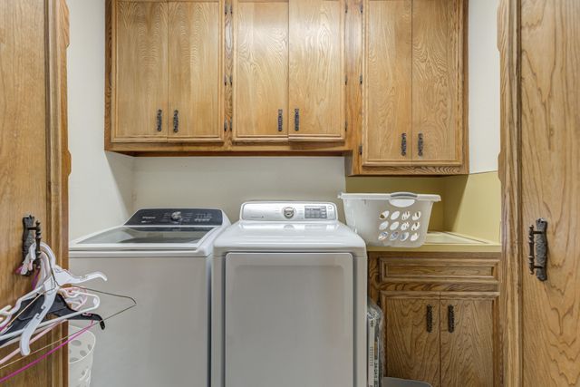 2507 N 3rd Street, Tahoka, TX 79373