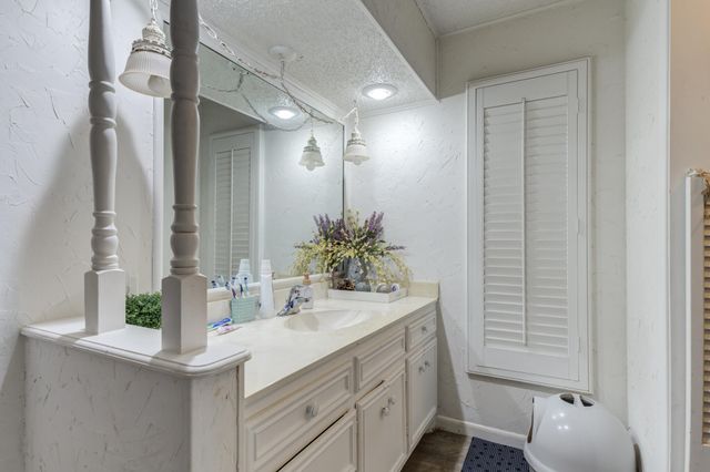 2507 N 3rd Street, Tahoka, TX 79373