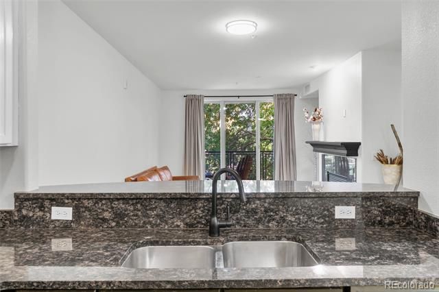 9039 E Panorama Circle C309, Englewood, CO 80112