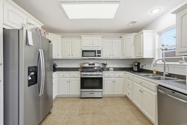 302 Derek Court, Alexander, AR 72002