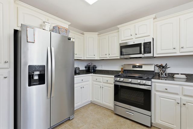 302 Derek Court, Alexander, AR 72002