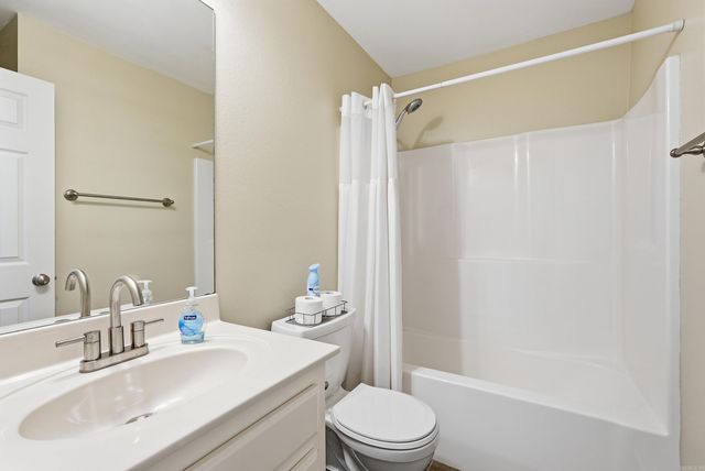 302 Derek Court, Alexander, AR 72002