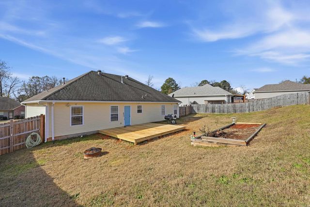 302 Derek Court, Alexander, AR 72002