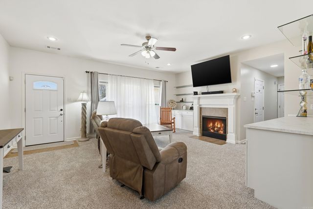 302 Derek Court, Alexander, AR 72002