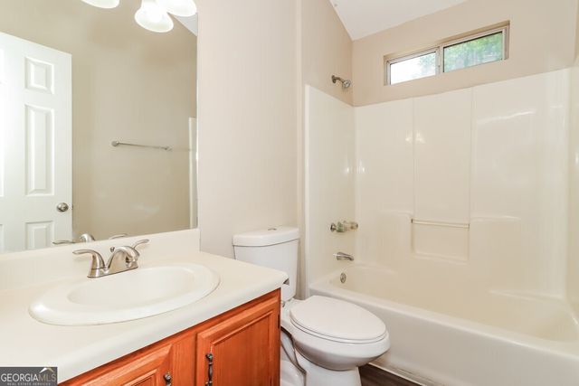 1486 Fall Creek Trace N, Douglasville, GA 30134