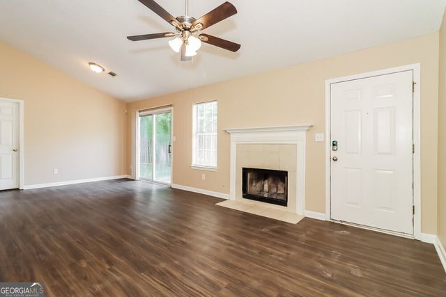 1486 Fall Creek Trace N, Douglasville, GA 30134