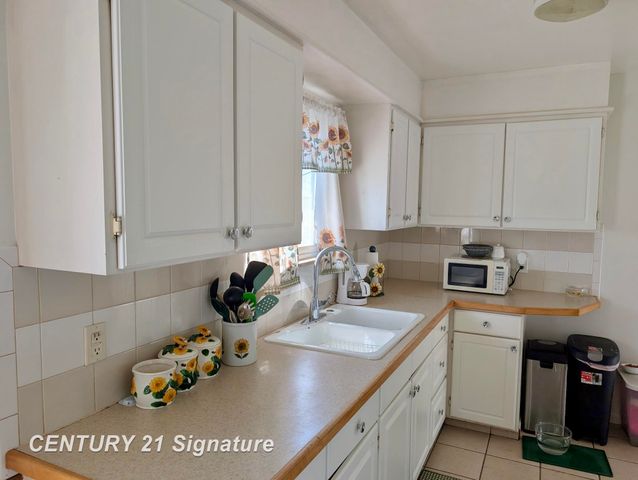 905 Fleetwood Drive, Saginaw, MI 48604