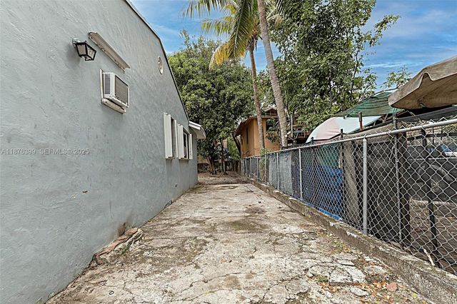 259 NE 56 2, Miami, FL 33137