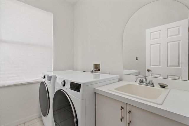 5665 RIVIERA COURT, North Port, FL 34287