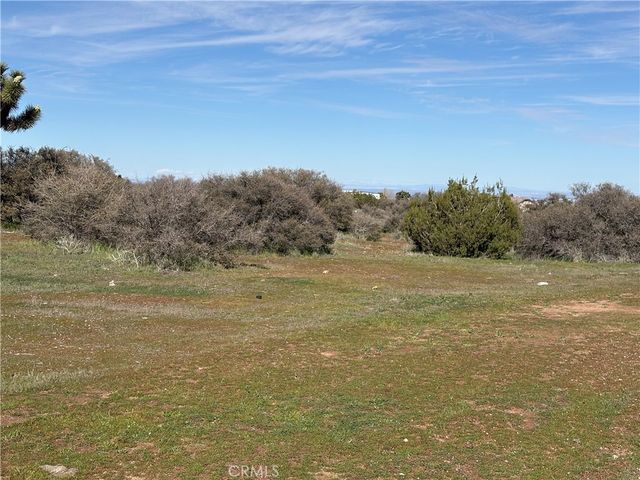 8350 Cedar, Phelan, CA 92371