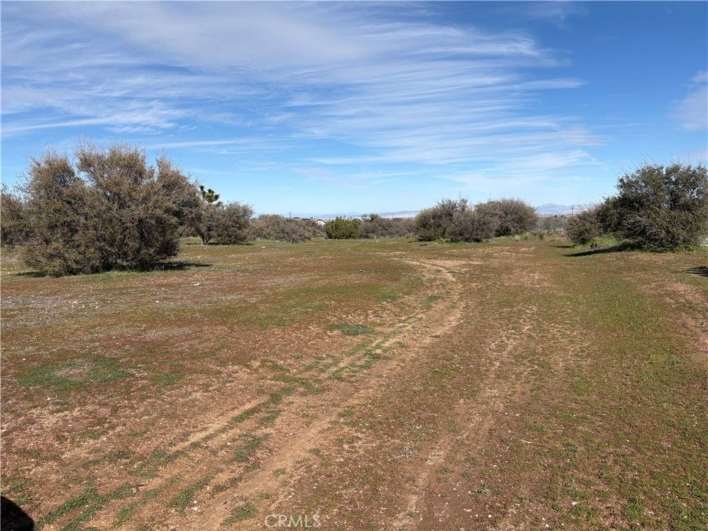 8350 Cedar, Phelan, CA 92371