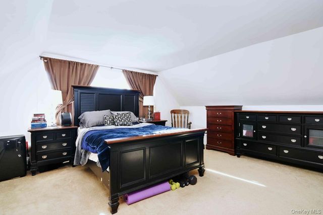 5 Wintergreen Drive, Coram, NY 11727