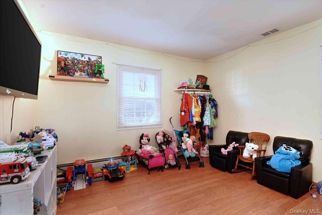 5 Wintergreen Drive, Coram, NY 11727