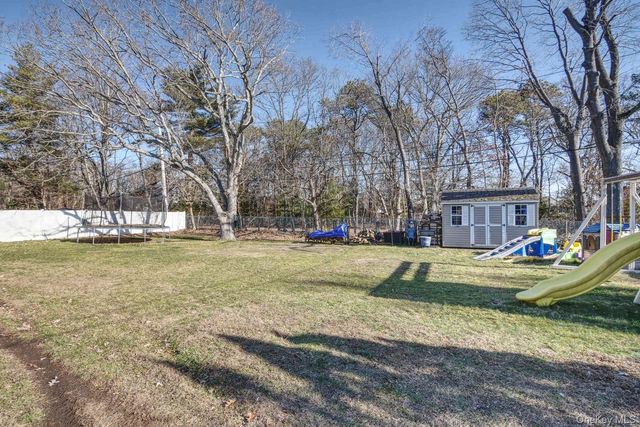 5 Wintergreen Drive, Coram, NY 11727