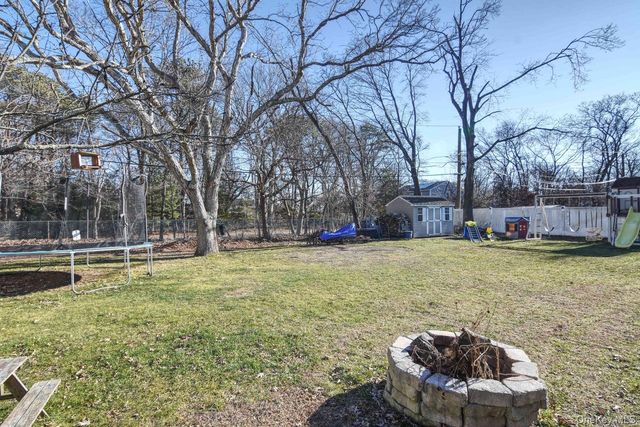 5 Wintergreen Drive, Coram, NY 11727