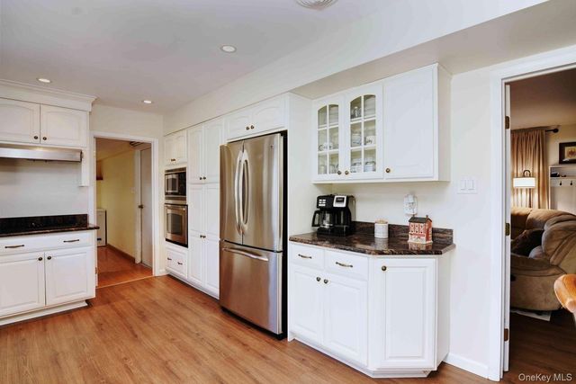 5 Wintergreen Drive, Coram, NY 11727