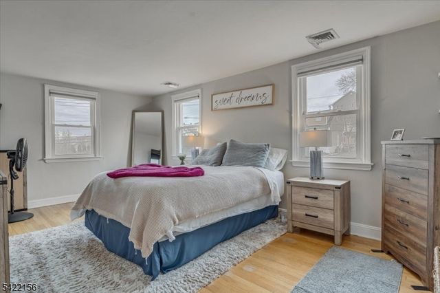 36 Hoover St, North Arlington Boro, NJ 07031