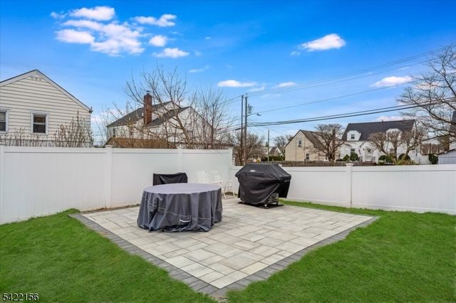 36 Hoover St, North Arlington Boro, NJ 07031