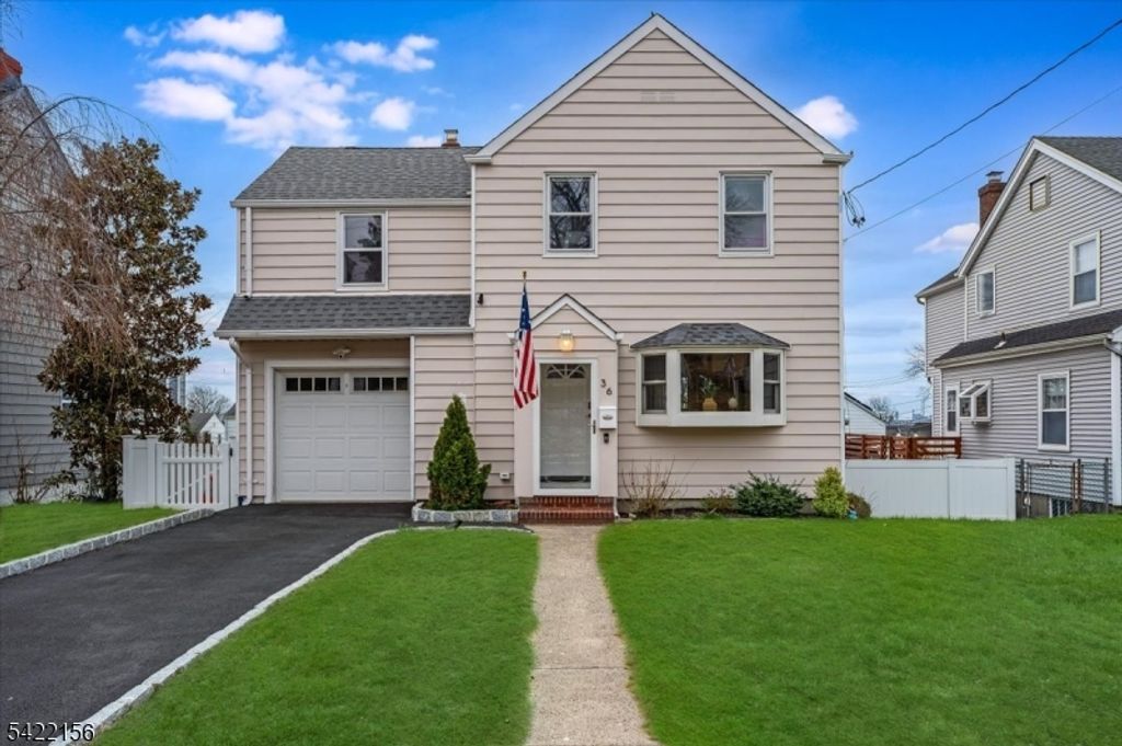 36 Hoover St, North Arlington Boro, NJ 07031 — exterior