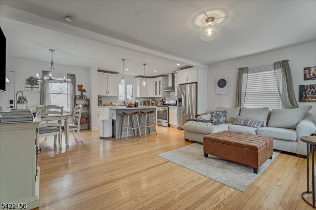 36 Hoover St, North Arlington Boro, NJ 07031 — photo 3