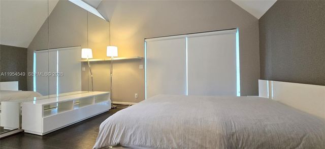 1000 SE 2nd St 2, Fort Lauderdale, FL 33301