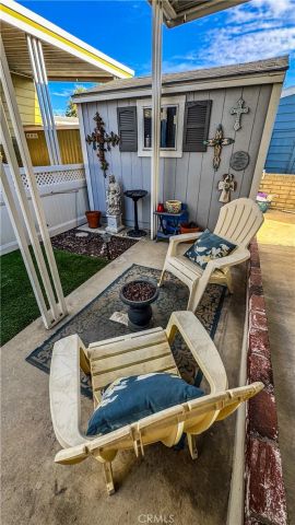 10210 Baseline 212, Alta Loma, CA 91701