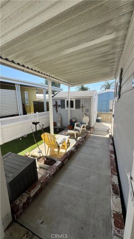 10210 Baseline 212, Alta Loma, CA 91701
