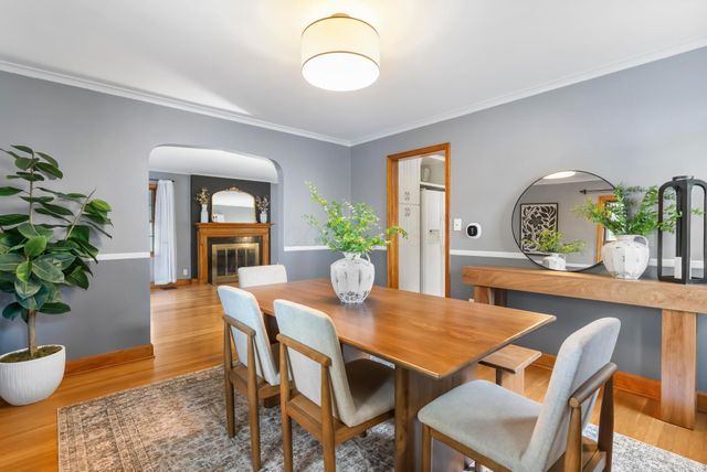 2828 Kensington Place W, Columbus, OH 43202