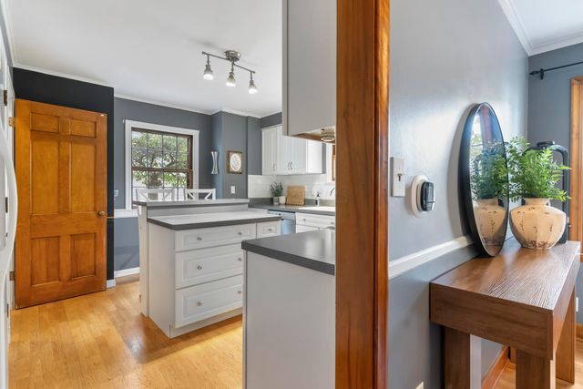 2828 Kensington Place W, Columbus, OH 43202