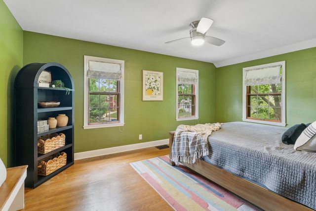 2828 Kensington Place W, Columbus, OH 43202